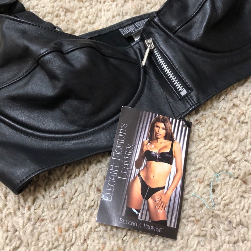 NWT leather bra size 40